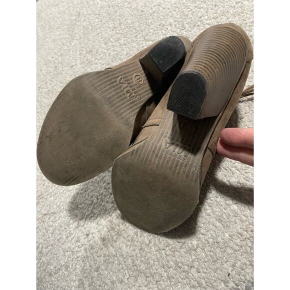 Mia Women's Size 8 Shayna Lace Up Block Heel Ankle Booties Brown GG378X - Picture 6 of 12